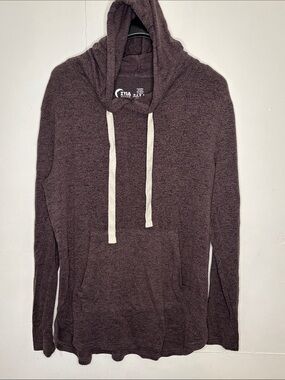 ZYIA Hooded Pullover
